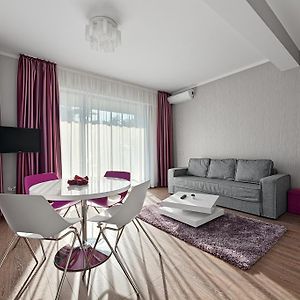 Tomis Garden Apartments Mamaia